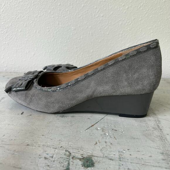 Michelle D suede leather low wedge kitten heel bow academia office coquette 7.5 - Picture 8 of 13